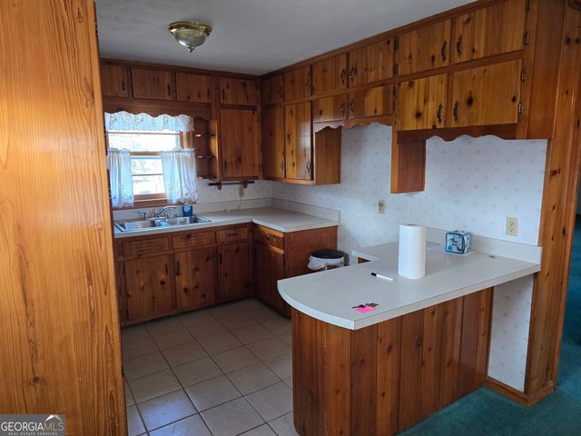 601 Walnut Place SW, Marietta, GA 30060