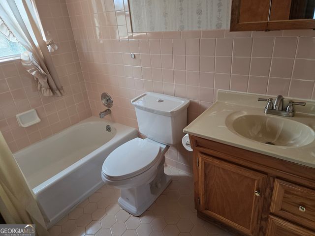 601 Walnut Place SW, Marietta, GA 30060