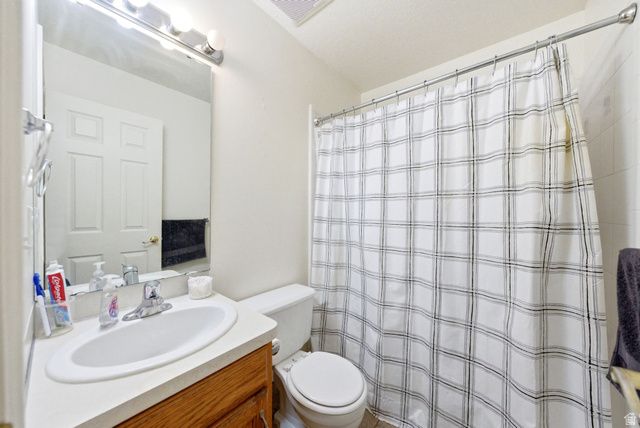398 S MAIN ST, Kaysville, UT 84037