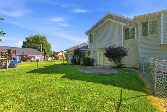 398 S MAIN ST, Kaysville, UT 84037