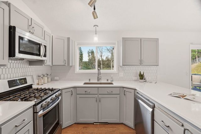 4217 S Bowdish Rd, Spokane Valley, WA 99206