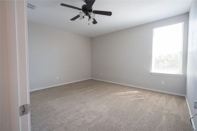 524 Zachum Drive, Arlington, TX 76002