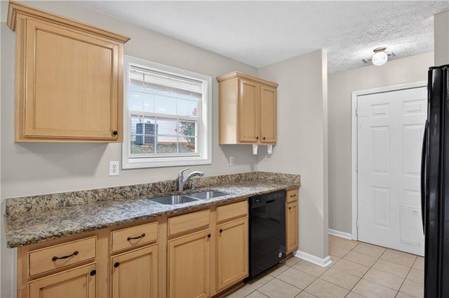 5135 Hillcrest Glenn Drive, Sugar Hill, GA 30518