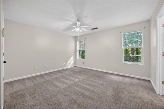 5135 Hillcrest Glenn Drive, Sugar Hill, GA 30518