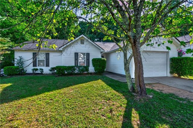 5135 Hillcrest Glenn Drive, Sugar Hill, GA 30518