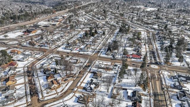 109 W Polk Avenue, Eau Claire, WI 54701