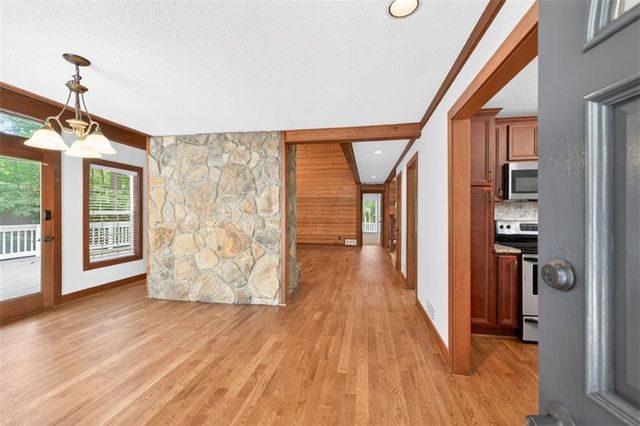 1799 Webb Gin House Road, Snellville, GA 30078