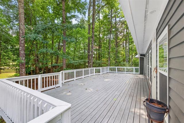 1799 Webb Gin House Road, Snellville, GA 30078