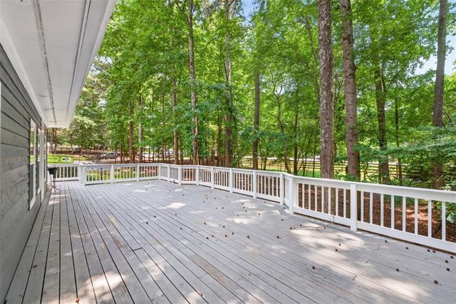 1799 Webb Gin House Road, Snellville, GA 30078