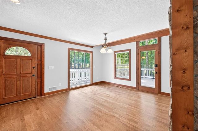 1799 Webb Gin House Road, Snellville, GA 30078