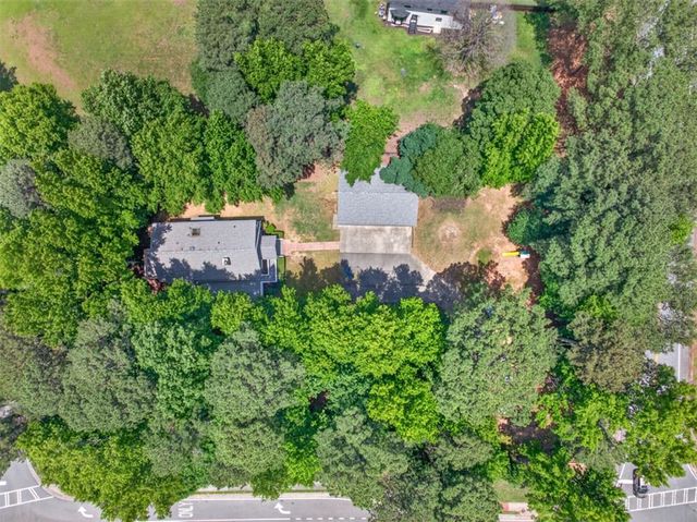 1799 Webb Gin House Road, Snellville, GA 30078