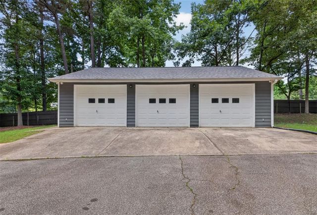 1799 Webb Gin House Road, Snellville, GA 30078