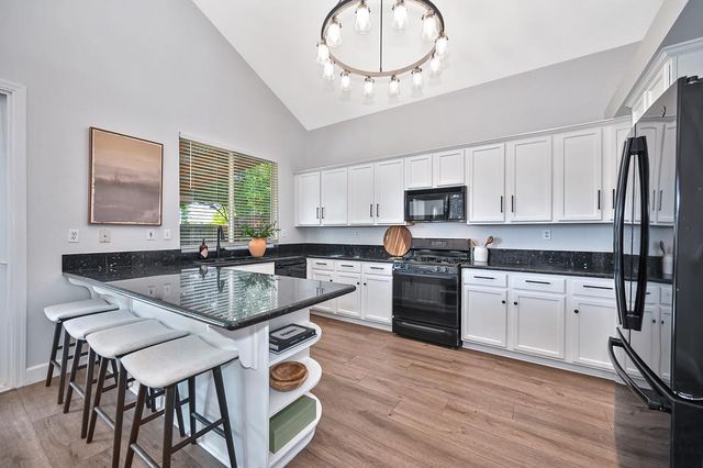 3719 Phillip Island Rd, West Sacramento, CA 95691