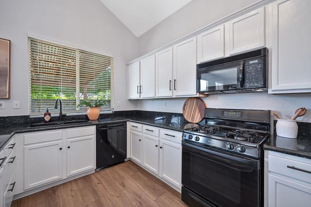 3719 Phillip Island Rd, West Sacramento, CA 95691