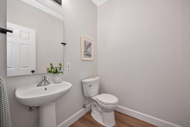 3719 Phillip Island Rd, West Sacramento, CA 95691