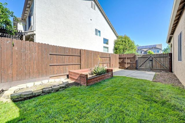 3719 Phillip Island Rd, West Sacramento, CA 95691