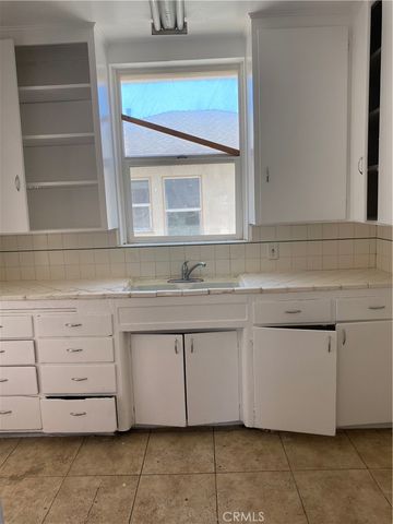1529 N Van Ness, Santa Ana, CA 92706