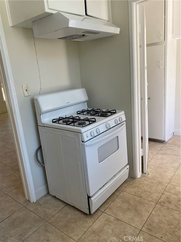 1529 N Van Ness, Santa Ana, CA 92706