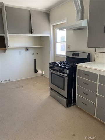 1529 N Van Ness, Santa Ana, CA 92706