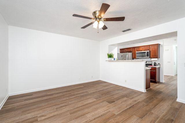 9006 Nathanael Drive, La Vergne, TN 37086