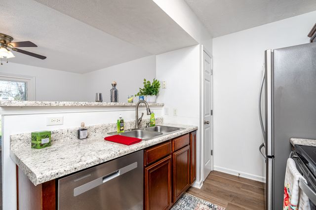 9006 Nathanael Drive, La Vergne, TN 37086