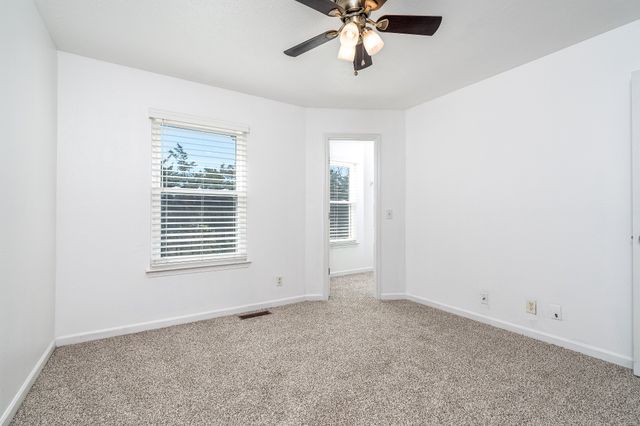 9006 Nathanael Drive, La Vergne, TN 37086