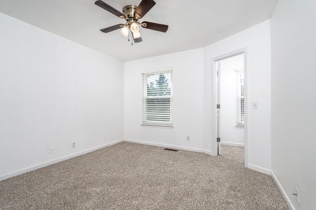 9006 Nathanael Drive, La Vergne, TN 37086