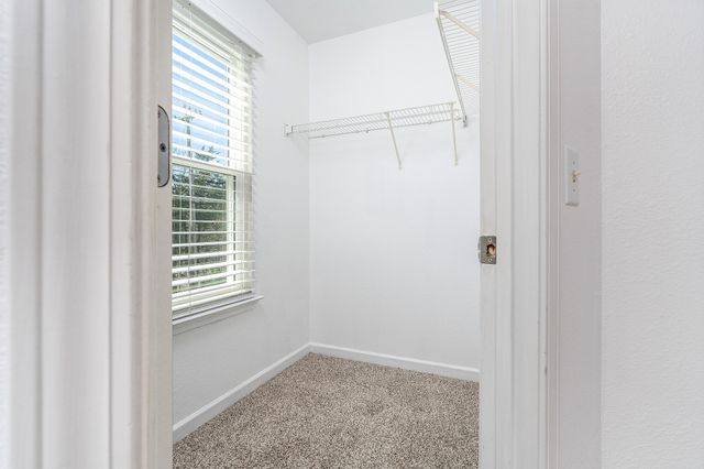 9006 Nathanael Drive, La Vergne, TN 37086