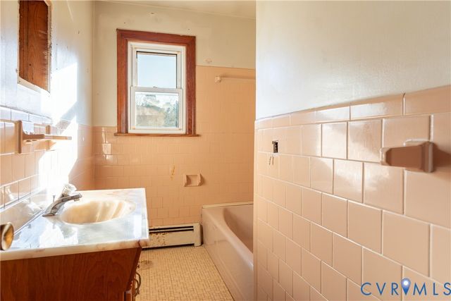 7958 Arnoka Rd, Mechanicsville, VA 23111