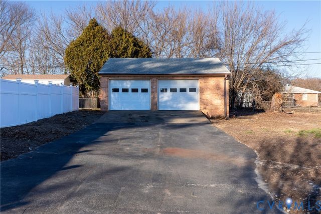 7958 Arnoka Rd, Mechanicsville, VA 23111