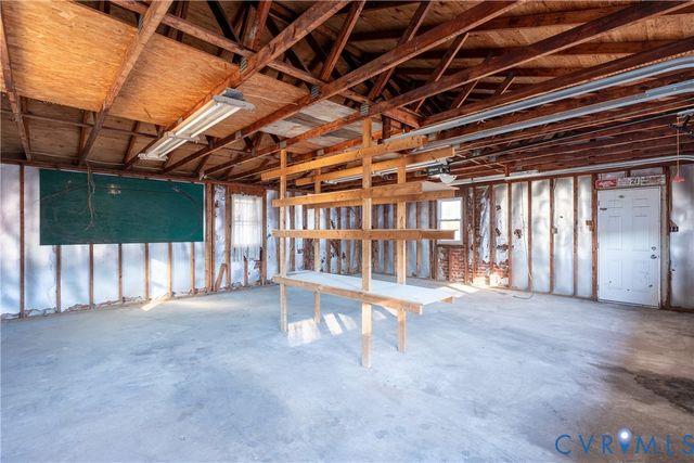 7958 Arnoka Rd, Mechanicsville, VA 23111