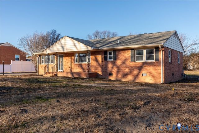 7958 Arnoka Rd, Mechanicsville, VA 23111