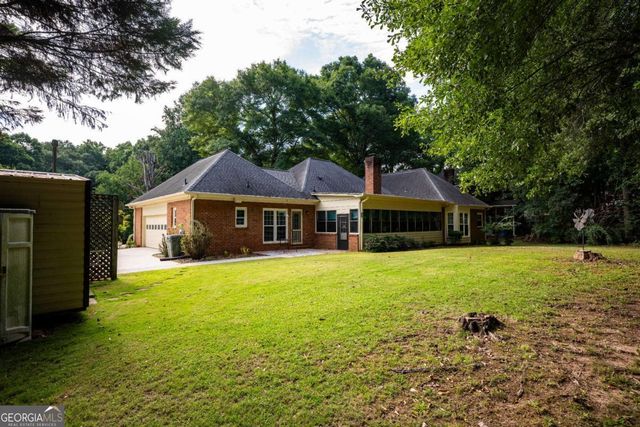 341 Chesterfield Road, Bogart, GA 30622