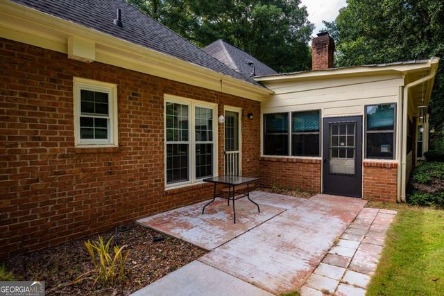 341 Chesterfield Road, Bogart, GA 30622