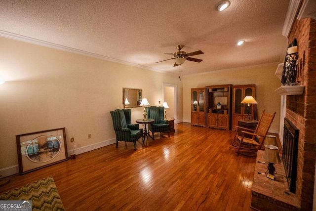 341 Chesterfield Road, Bogart, GA 30622