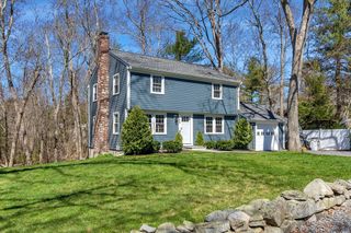 50 Seminole Road, Acton, MA 01720