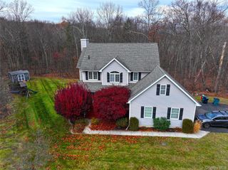 93 Glen Rock Circle, Highland, NY 12528