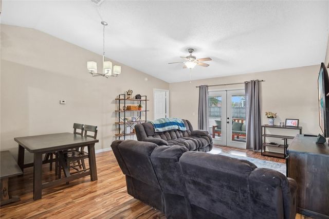 2901 GRAYTON STREET, Deltona, FL 32738