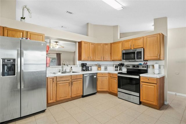 2901 GRAYTON STREET, Deltona, FL 32738