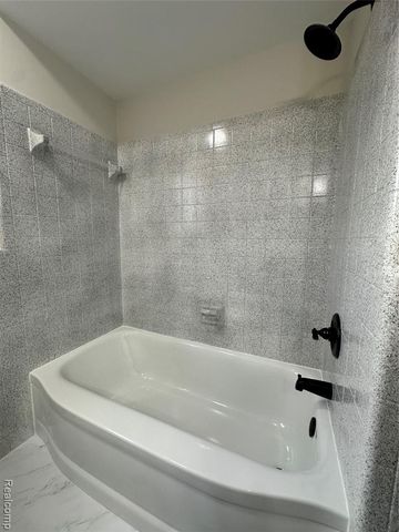 2509 Edwin Drive, Warren, MI 48092