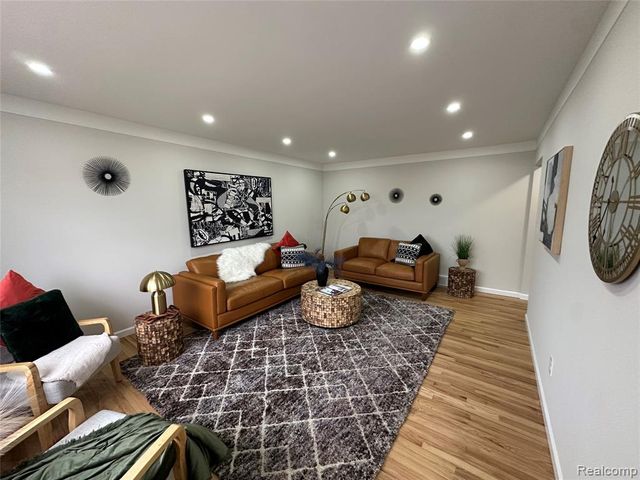 2509 Edwin Drive, Warren, MI 48092