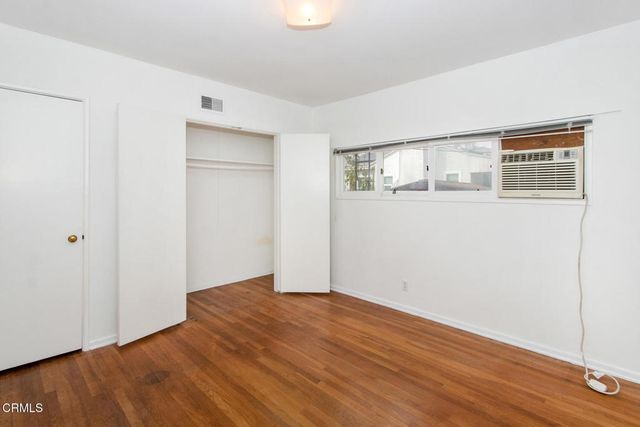 6425 Columbus Avenue, Van Nuys, CA 91411