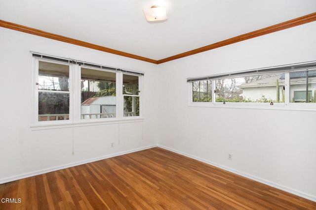 6425 Columbus Avenue, Van Nuys, CA 91411
