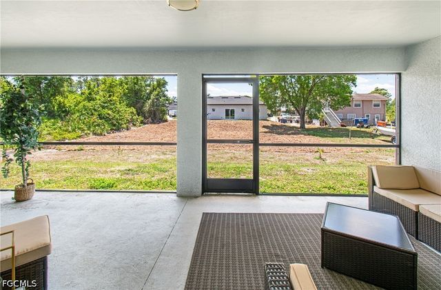 3507 2nd ST SW, Lehigh Acres, FL 33976