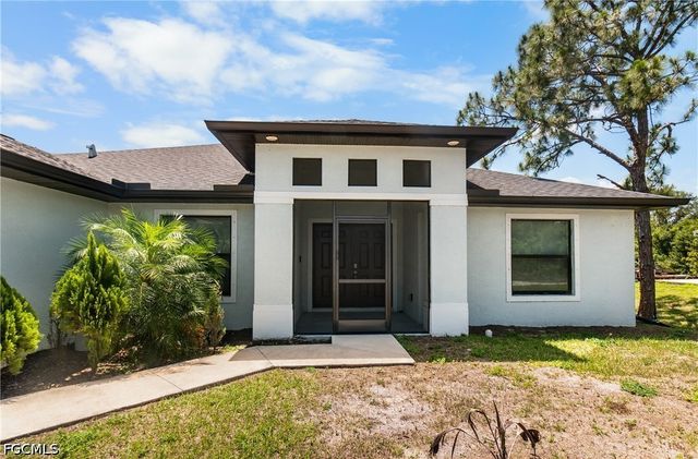 3507 2nd ST SW, Lehigh Acres, FL 33976