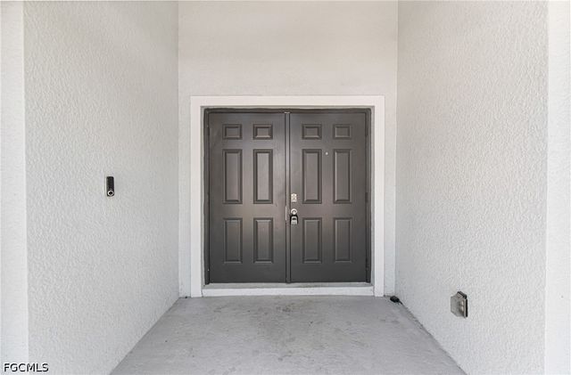 3507 2nd ST SW, Lehigh Acres, FL 33976