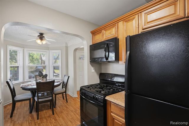 2204 N Franklin Street, Dearborn, MI 48128