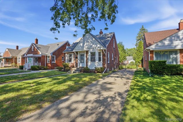 2204 N Franklin Street, Dearborn, MI 48128