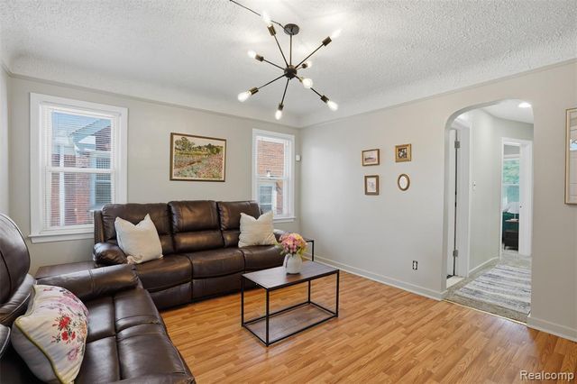 2204 N Franklin Street, Dearborn, MI 48128
