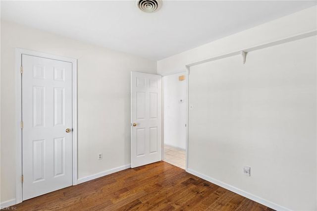 318 Hearthstone WAY, Newport News, VA 23608